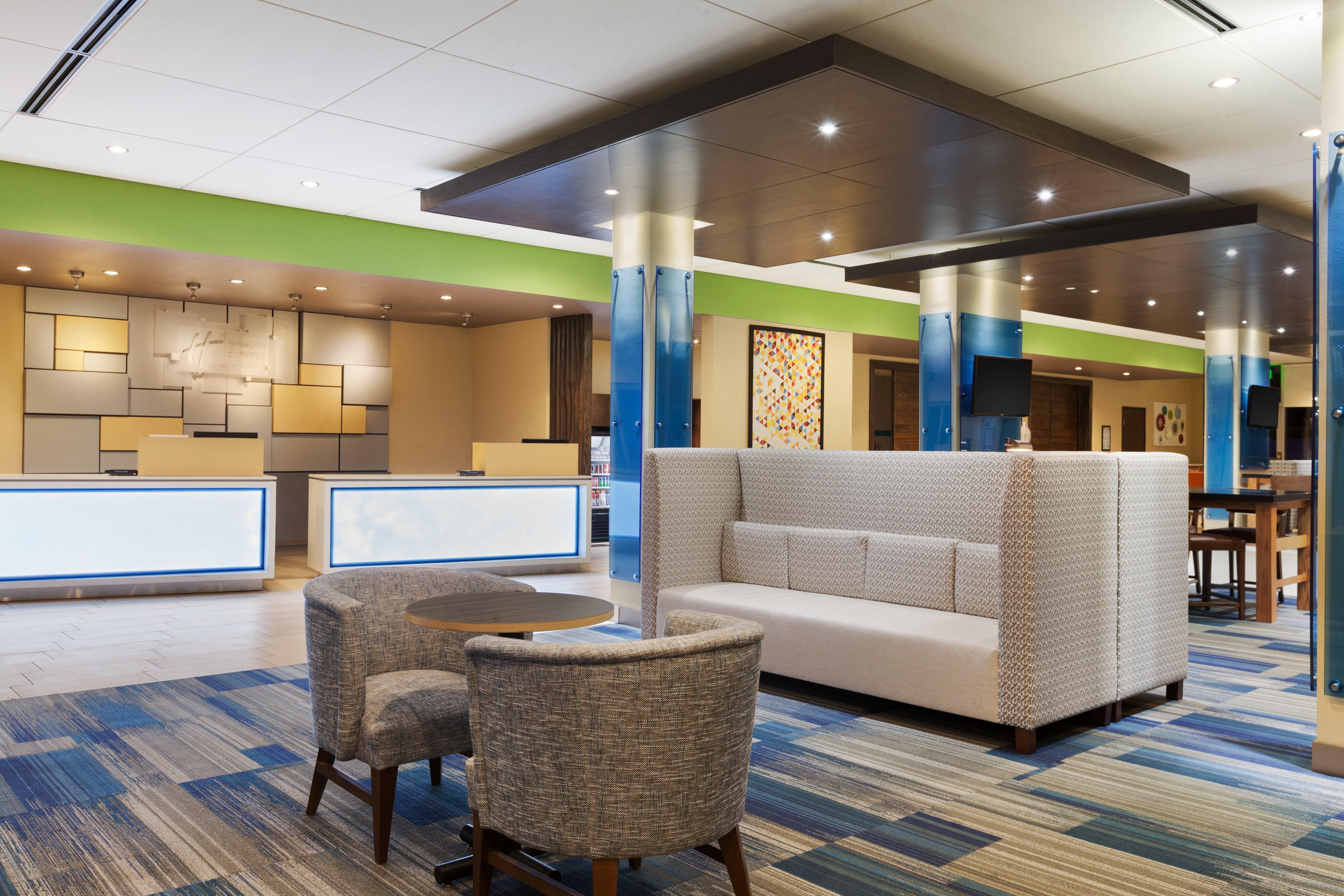 Holiday Inn Express&Suites Edinburg- Mcallen Area, an IHG Hotel Exterior foto